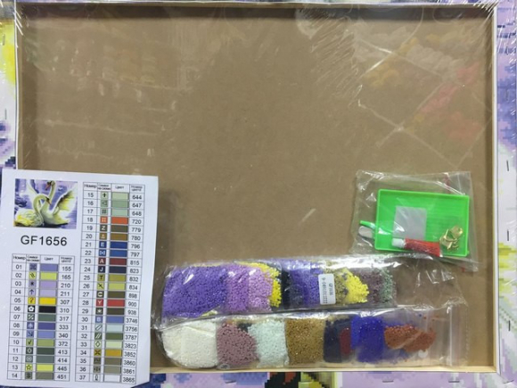 GF 1760 Поцелуй в щеку